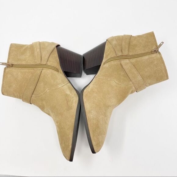 Bella Vita Suede Beige Western Booties 9 Wide - Picture 6 of 12